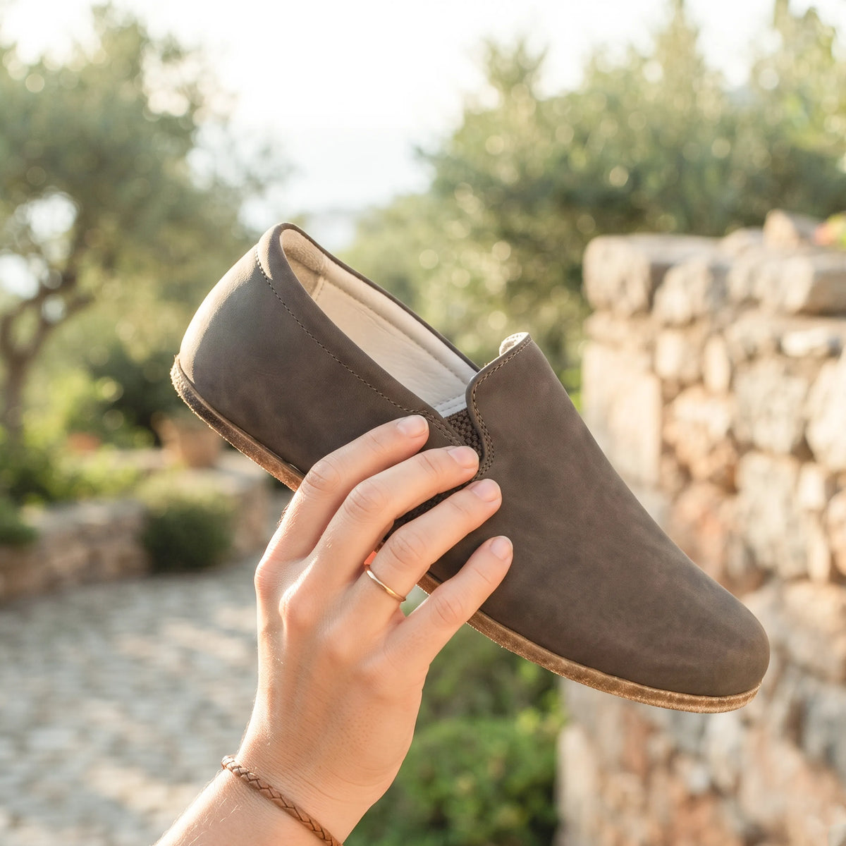 Crazy Barefoot Slip-On Shoes – Classic Sole — Leather Sole – Beige Bizon