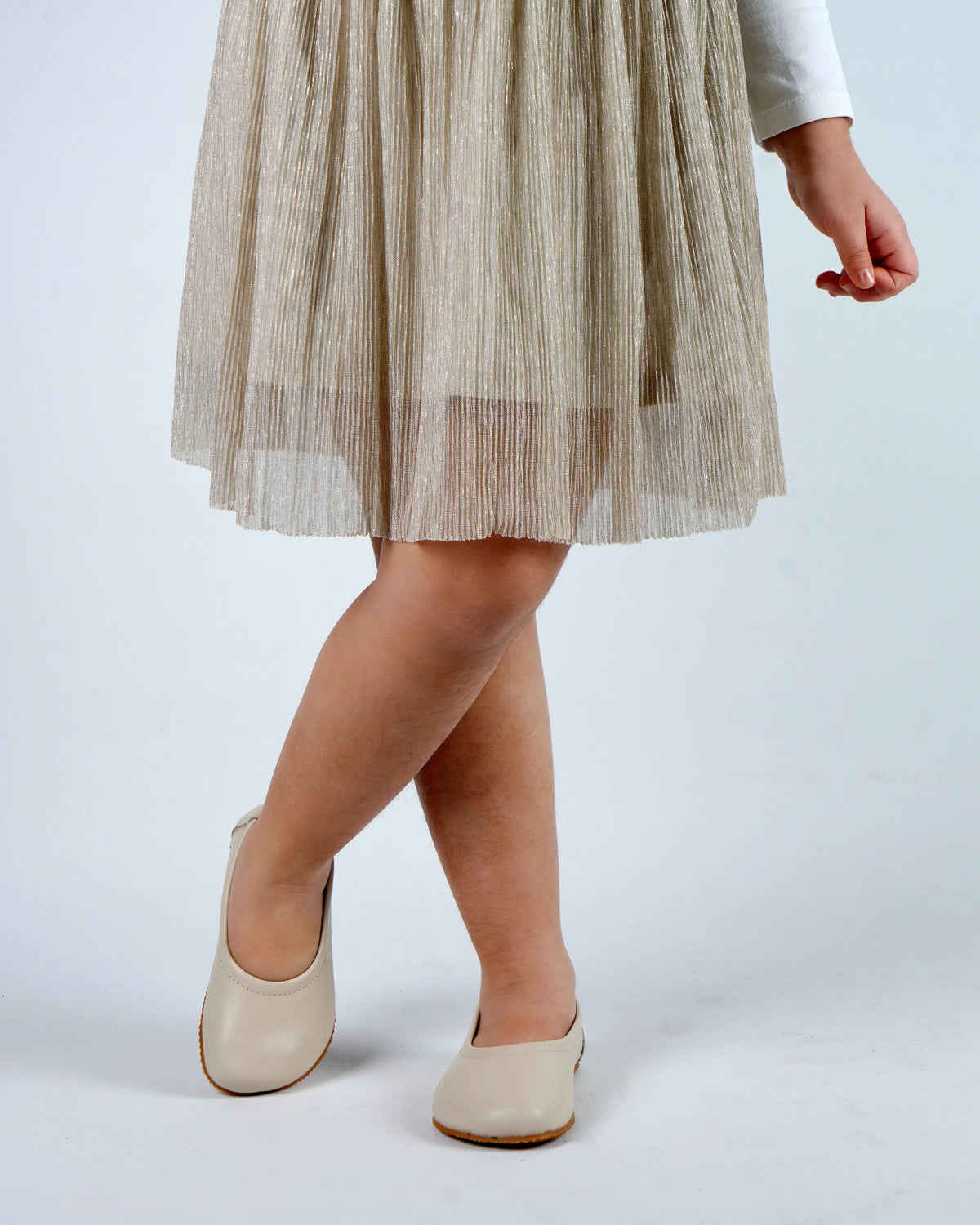 Smooth Barefoot Ballet Shoes – Rubber Sole – Cream