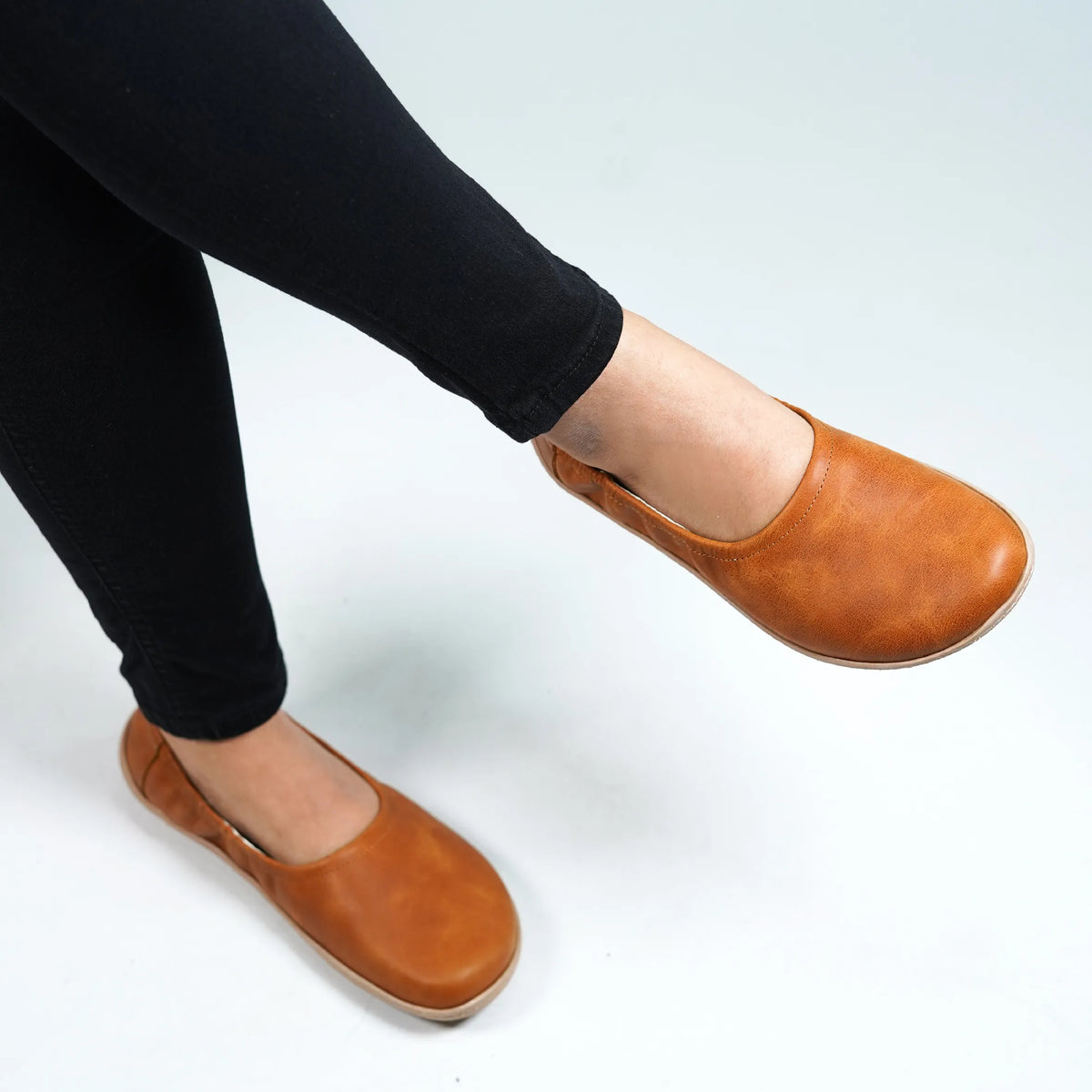 Crazy Barefoot Ballet Shoes – 6 mm Rubber Sole – Honey Camel