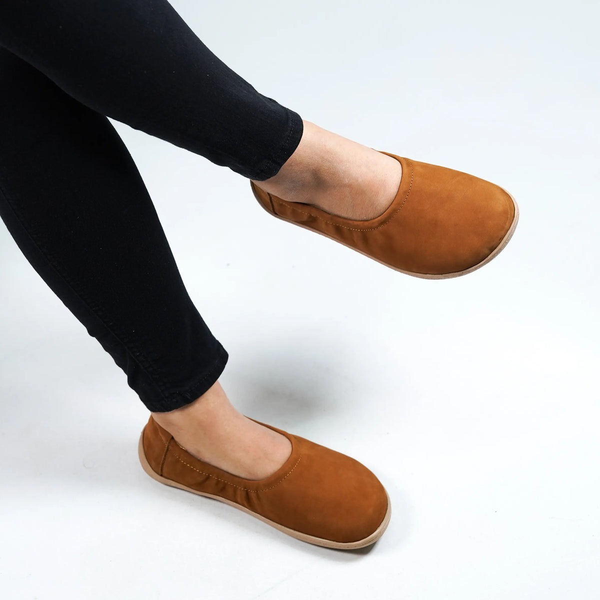 Nubuck Barefoot Ballet Shoes – 6 mm Rubber Sole – Tan
