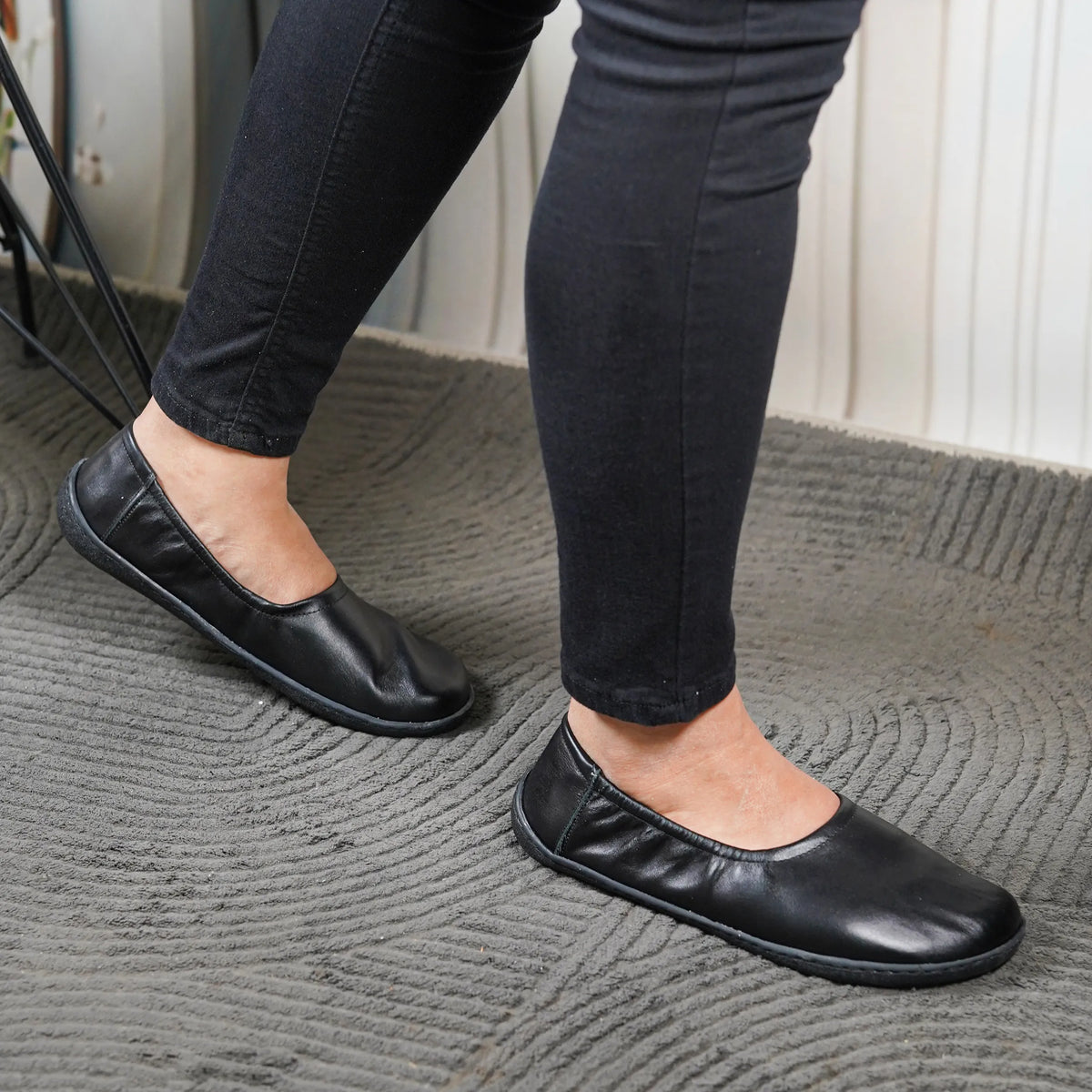 Smooth Barefoot Ballet Shoes –6 mm Rubber Sole – Black