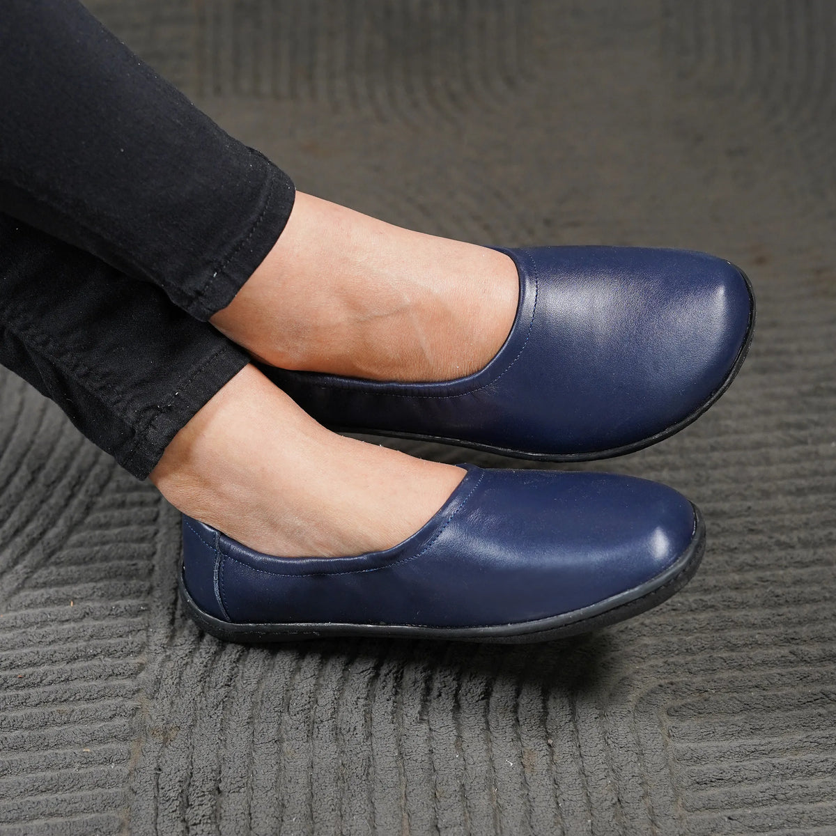 Smooth Barefoot Ballet Shoes –6 mm Rubber Sole – Navy Blue