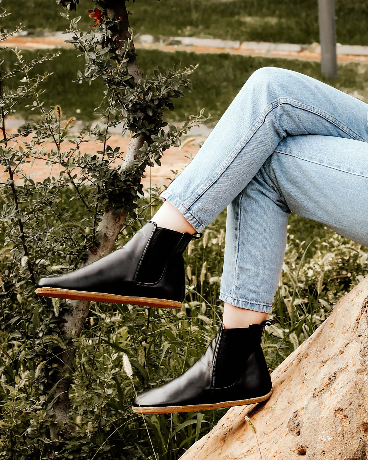 Smooth Barefoot Chelsea Boots Shoes – Classic Sole — Leather Sole – Black