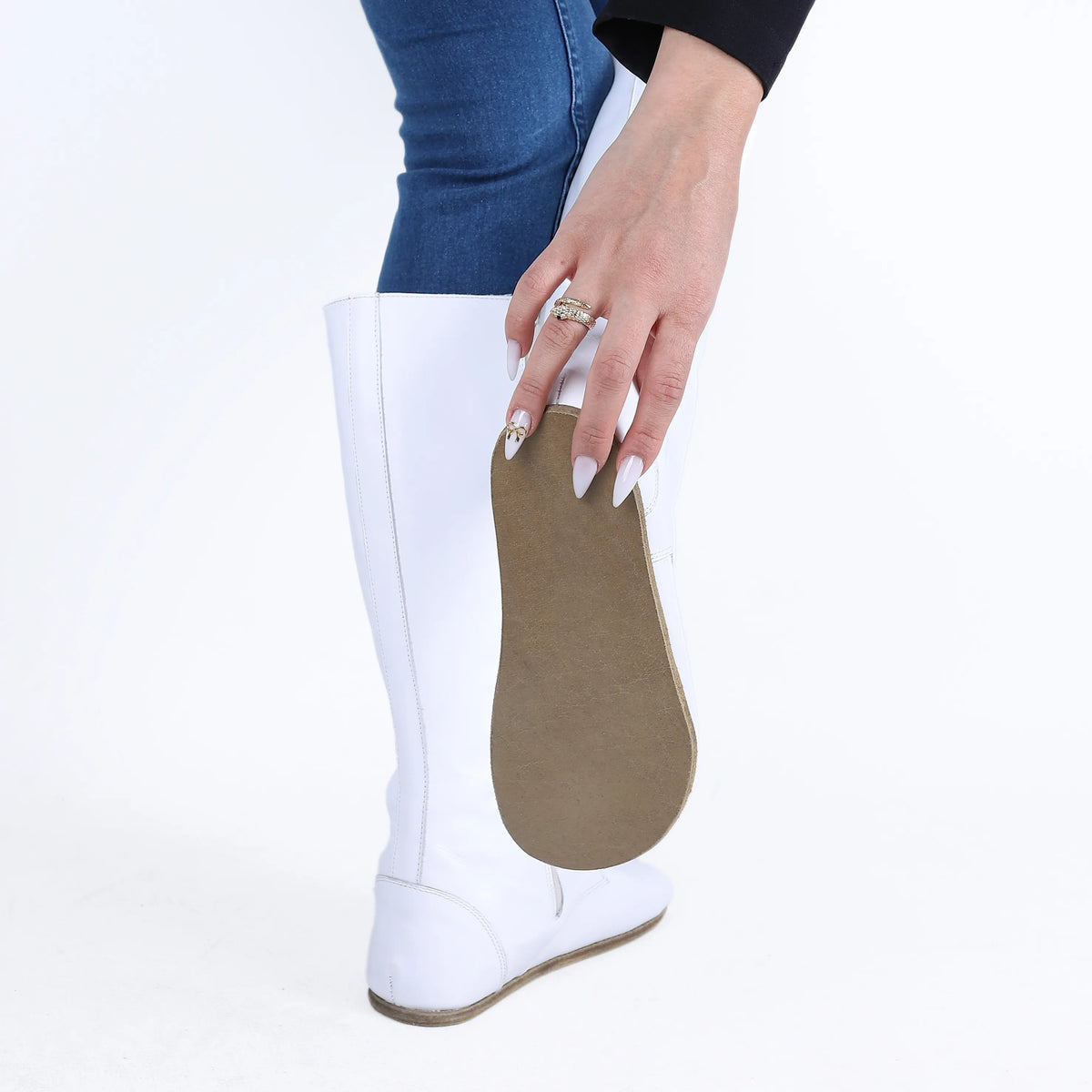 Smooth Barefoot Laces Knee Boots Shoes – Classic Sole — Leather Sole – White