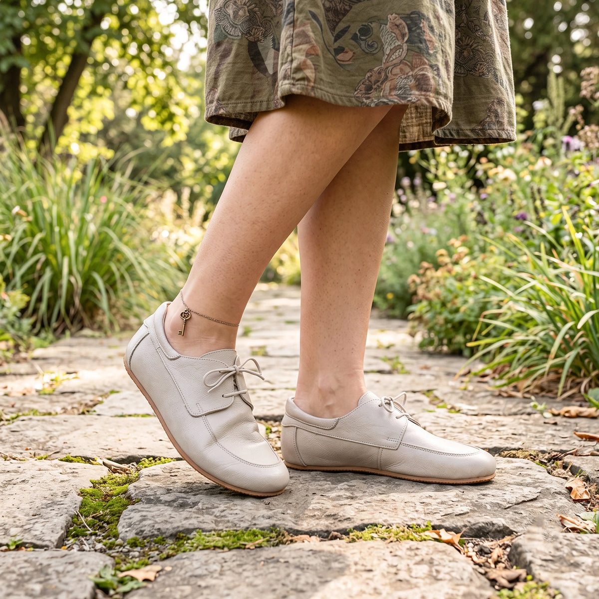 Smooth Barefoot Laces Penny Loafer Shoes – Rubber Sole – Cream