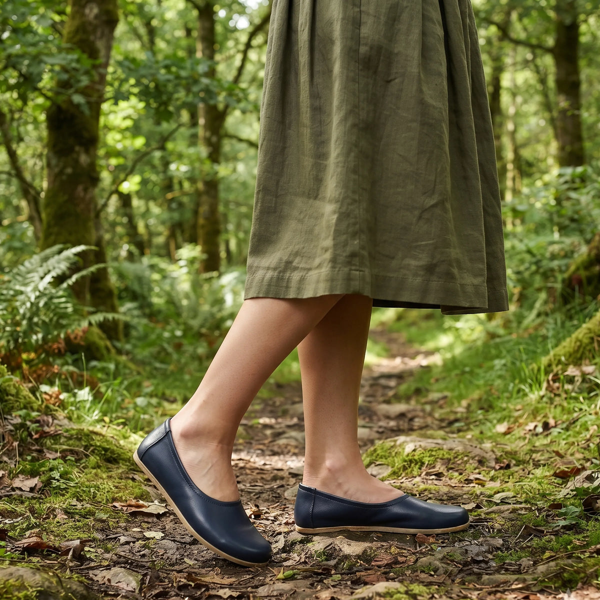 Smooth Barefoot Ballet Shoes – Classic Sole — Leather Sole – Navy Blue