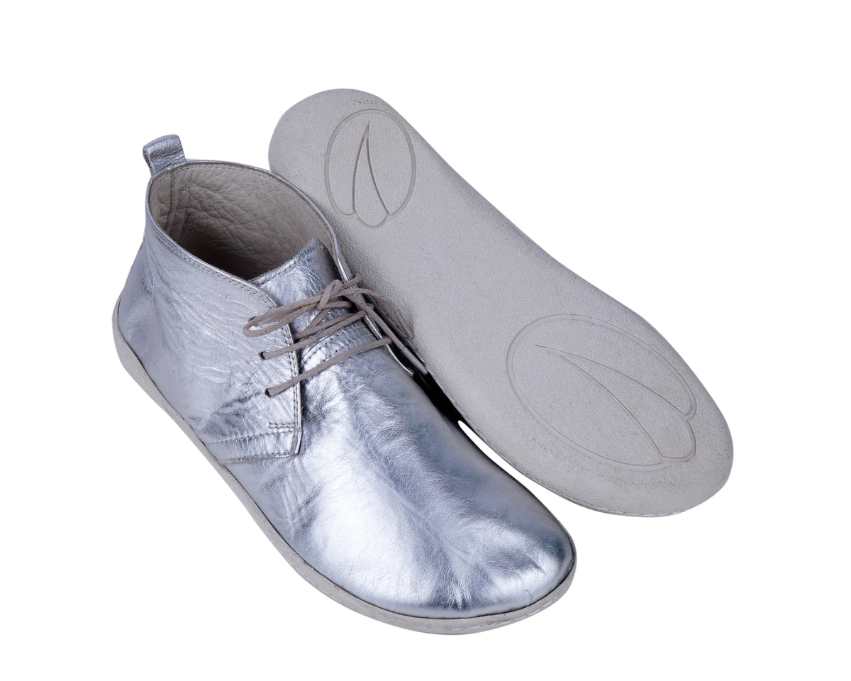 Bright Barefoot Bootie Laces Shoes – 6 mm Rubber Sole – Silver