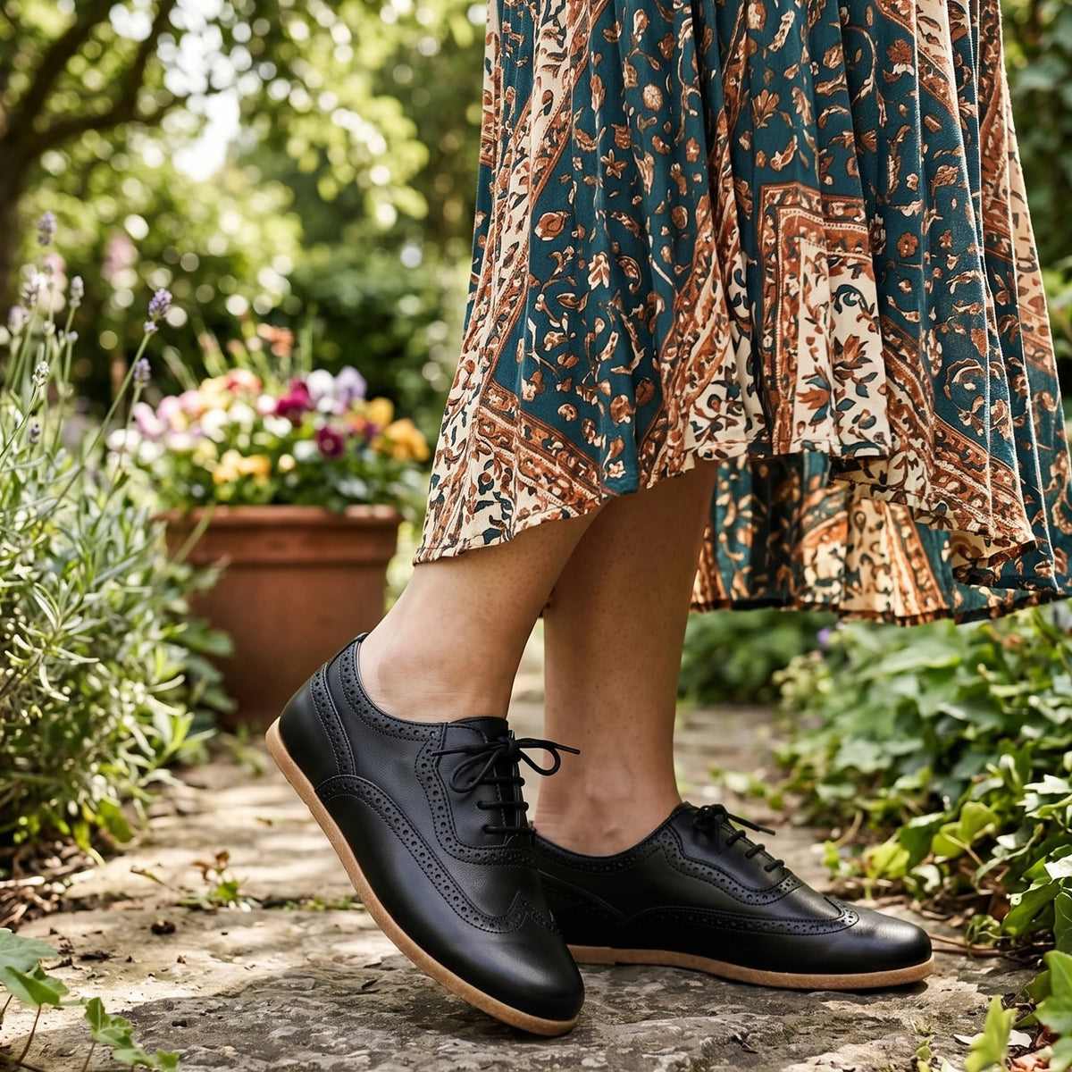 Smooth Barefoot Moccasin Shoes – Classic Sole — Leather Sole – Black