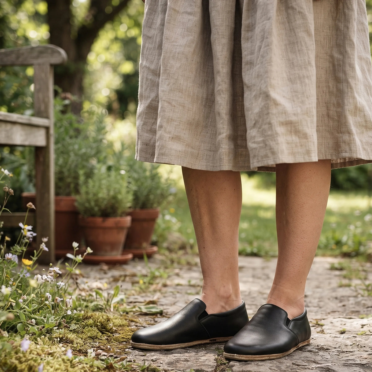 Smooth Barefoot Slip-On Shoes – Classic Sole — Leather Sole – Black
